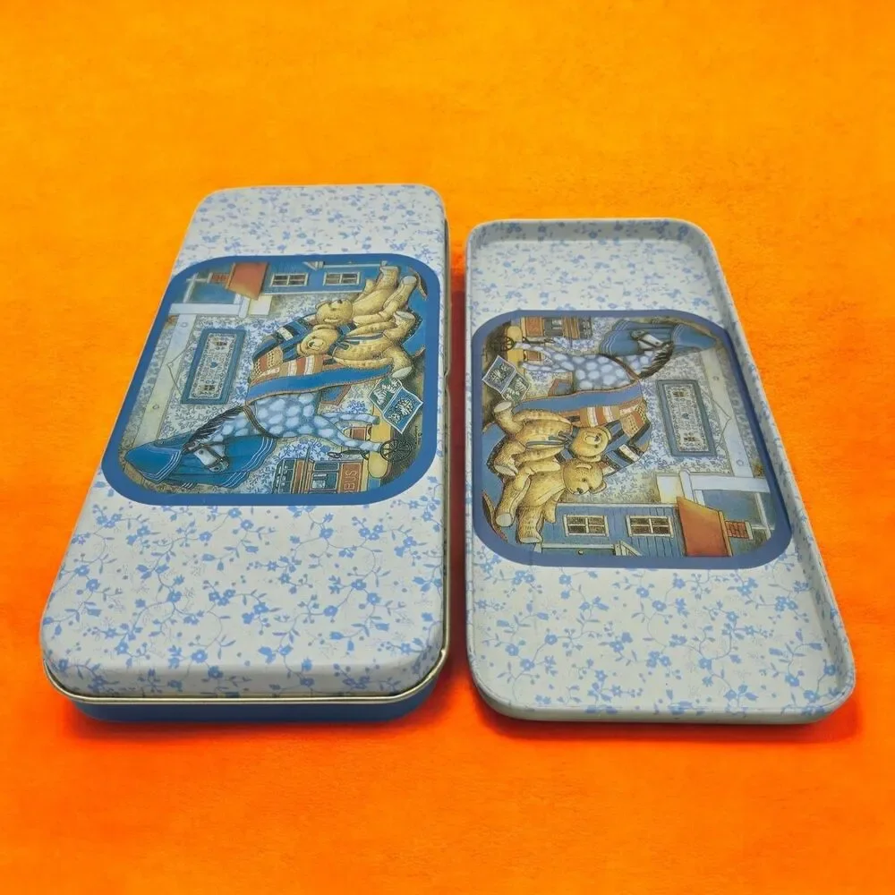 Rare 1996 Vintage Tin Pencil Case Cosmetic Retro Trinket Box Nursery Play Bears